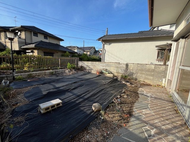 寺池台貸家の庭