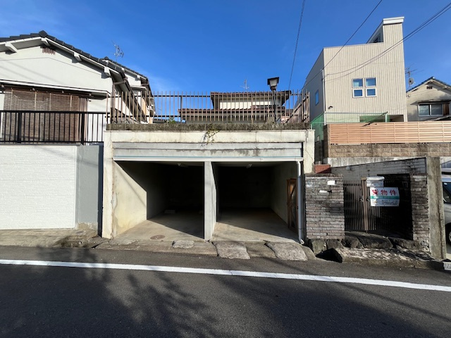 寺池台貸家の外観