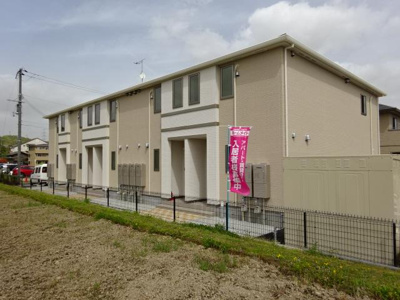 【外観】 | シャルマン | 外観写真（昼）