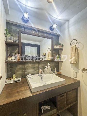 MAC羽村コート　中古マンションの独立洗面台|独立洗面台です
