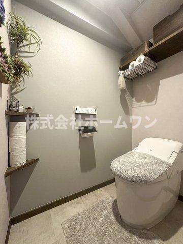 MAC羽村コート　中古マンションのトイレ|落ち着いた色調のトイレです