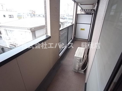 【バルコニー】 | ラッキーベル鈴幸A | 陽当たり良好なバルコニーです