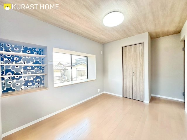 向日市寺戸町大牧　中古戸建の洋室