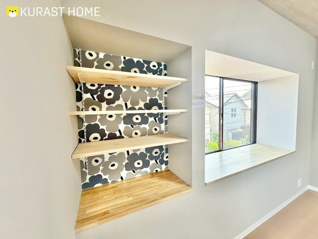 向日市寺戸町大牧　中古戸建の洋室