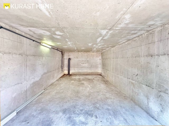 向日市寺戸町大牧　中古戸建の駐車場