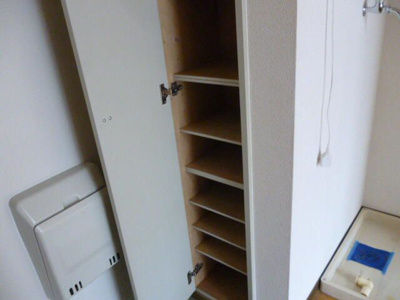 【玄関】 | フラッツハナミズキ-女性限定-