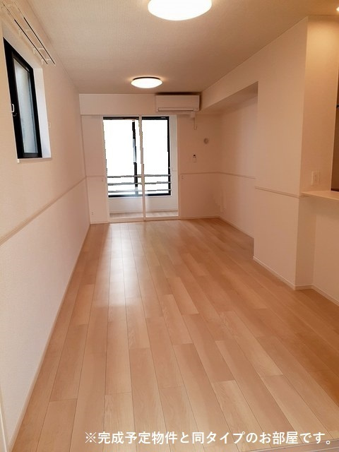 カーサ　アリエルⅡの居間・リビング