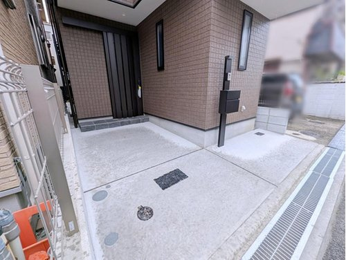 小曽根町3丁目新築戸建の駐車場