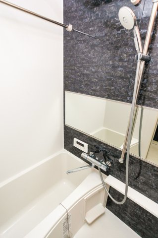 サヴォイラ・マリナ　ドゥ　ハカタ　4階の浴室|別号室のものになります。現状優先。