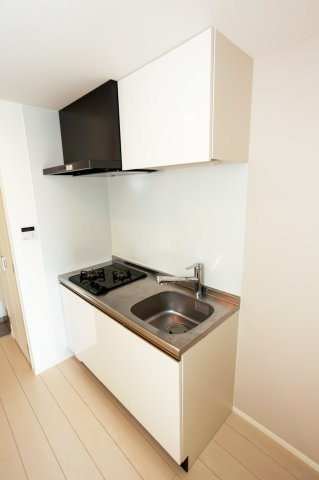 サヴォイラ・マリナ　ドゥ　ハカタ　4階のキッチン|別号室のものになります。現状優先。