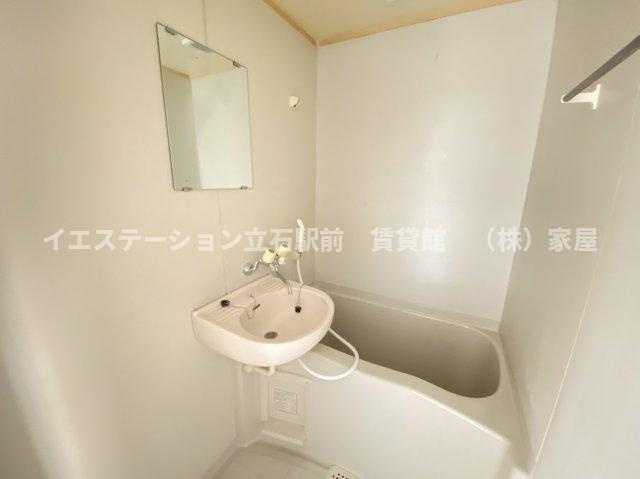 小岩モールハイツの浴室