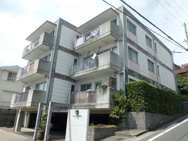 ヴィユー歌敷山の外観