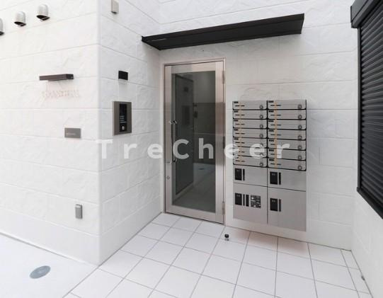 グランクオール富士見台のエントランス