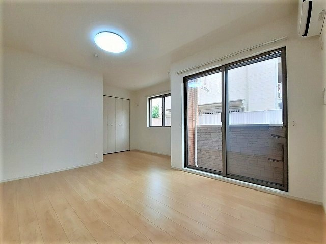 プラシード湘南台の居間・リビング|居室・リビング