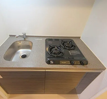 コンフォリア心斎橋EASTのキッチン