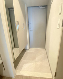 アーバネックス本町Ⅱの玄関