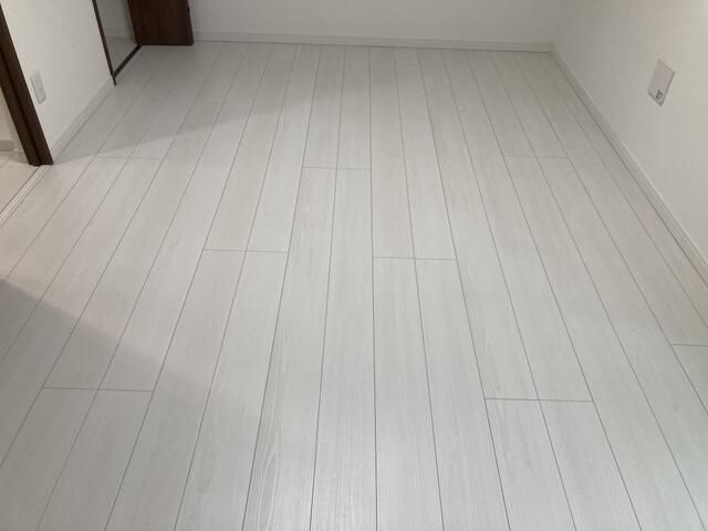 グランクオール西川口の居間・リビング