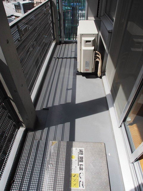 カスタリア八丁堀のバルコニー