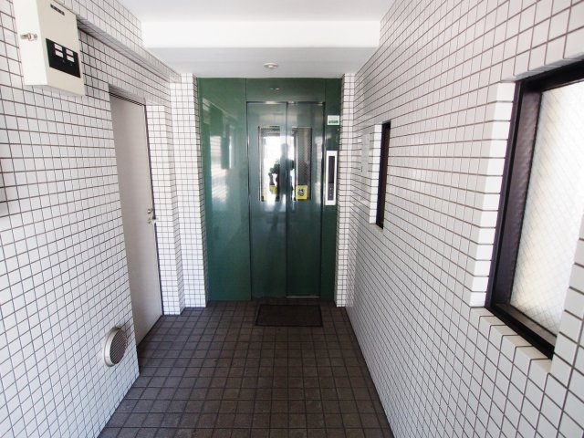 ステージT４のロビー