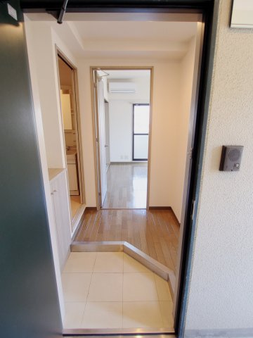 ステージT４の玄関