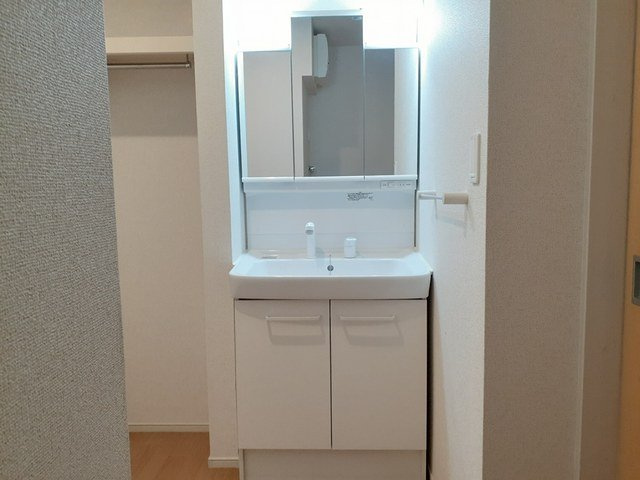 【洗面所】