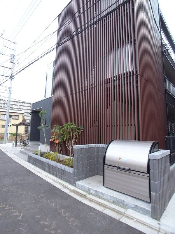 リブリ・サウンド東京の外観