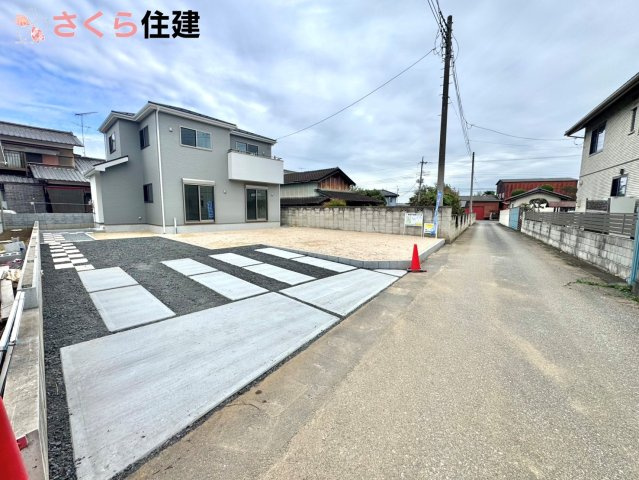 いろどりアイタウン栃木市藤岡町藤岡22-P2　３号棟の駐車場|カースペース２～３台可能です。