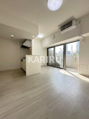 プライム大阪城北の居間・リビング