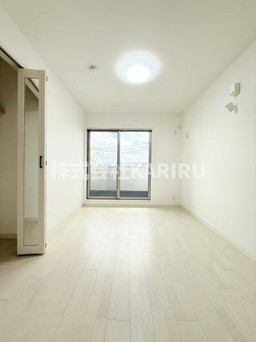 クリエオーレ巽東 の居間・リビング