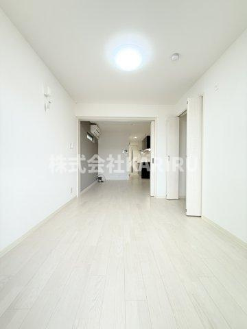 クリエオーレ巽東 の居間・リビング