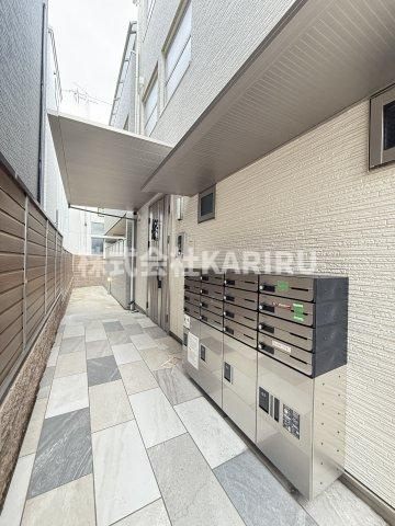 クリエオーレ巽東 のエントランス