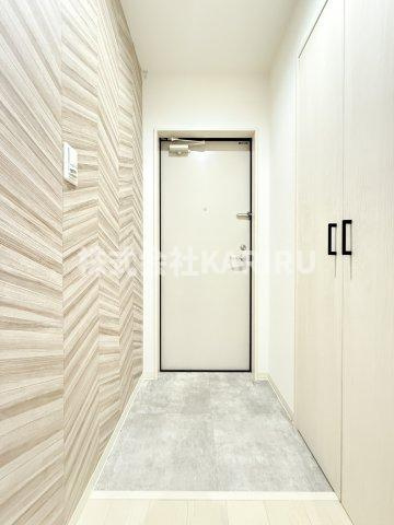 クリエオーレ巽東 の玄関