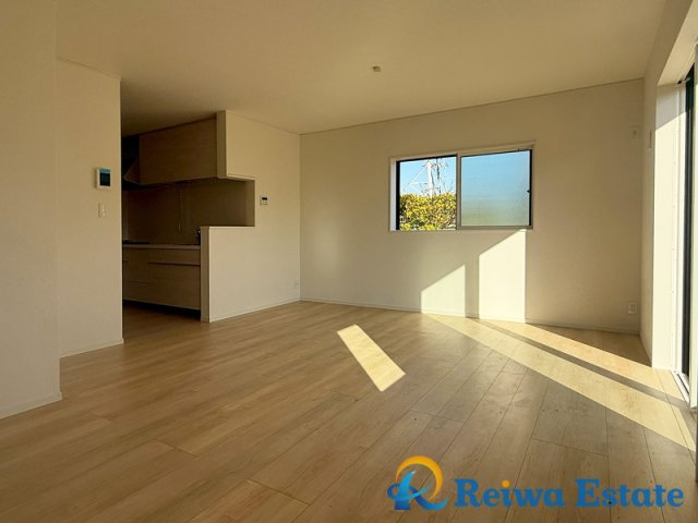 新築戸建　高座郡寒川町一之宮4丁目の前面道路含む現地写真