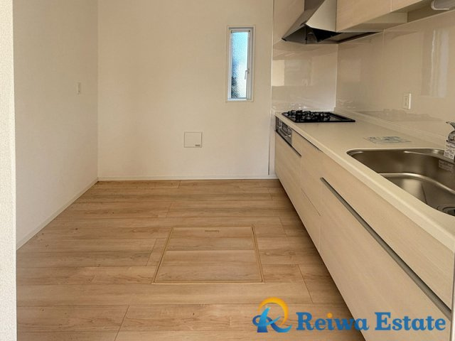 新築戸建　高座郡寒川町一之宮4丁目の玄関