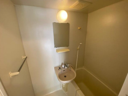 オモトハイツの浴室