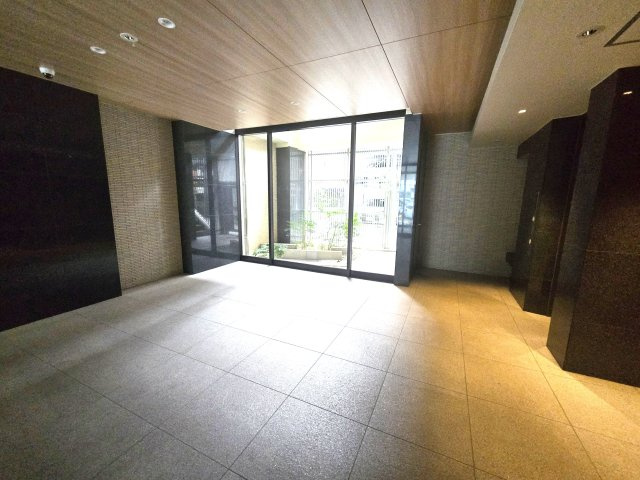 ウェリス大濠公園 Z-Stageのエントランス