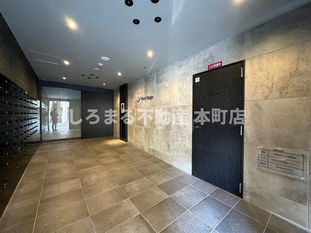 ファーストステージ江戸堀パークサイドのロビー