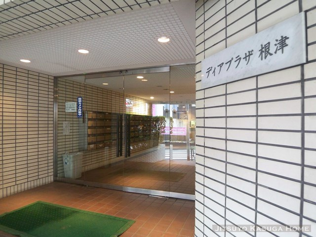 【エントランス】