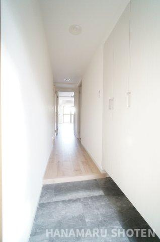 ダイアパレス検見川浜の玄関|＊当日ご案内可＊ご希望の物件まとめてご案内！弊社が掲載していない物件でもOK♪お気軽にご相談ください ♪お電話でのお問合わせがスムーズ♪