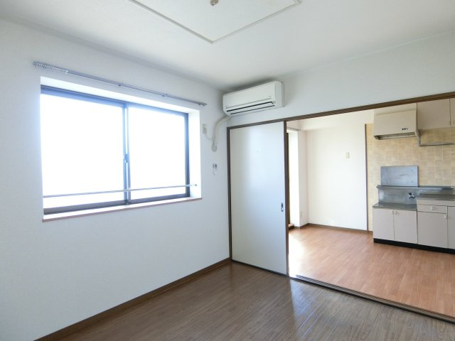 グランメール旗ヶ崎Ⅰの洋室