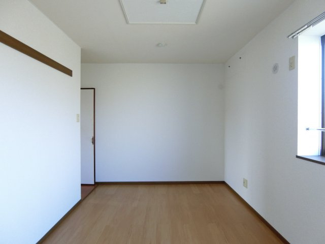 グランメール旗ヶ崎Ⅰの洋室