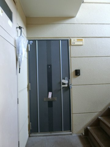グランメール旗ヶ崎Ⅰの玄関