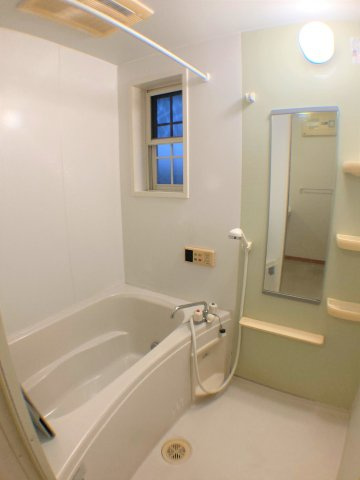 フラーズソムAの浴室