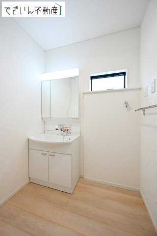 【独立洗面台】 | Cradle garden神川町新里第4　新築住宅 | ≪2号棟≫
現地(2025年10月撮影)
