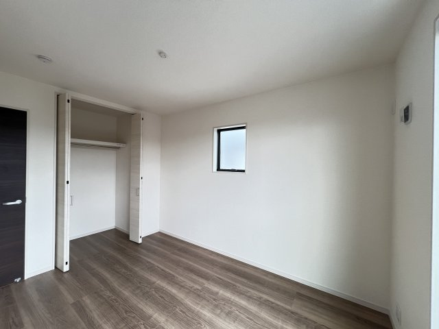 桜井市粟殿　第13期　の洋室|全居室収納完備♪