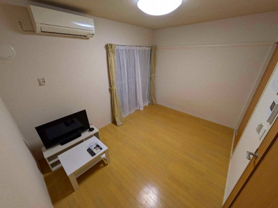 【居間・リビング】 | クレイノ葵芳　１号館 | ゆったり過ごせる居間です