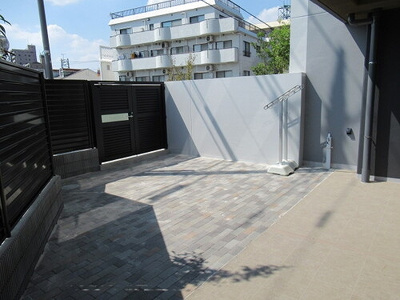 【その他】 | バウス氷川台 | 専用庭（インターロッキング敷）