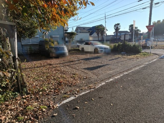 築根駐車場