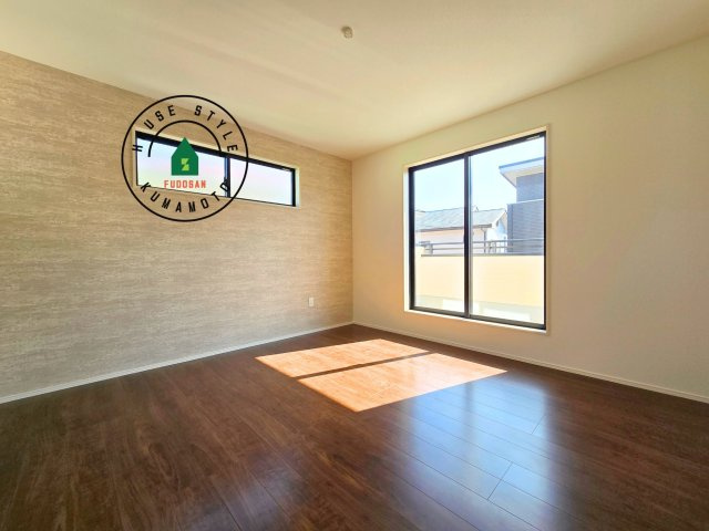 熊本市南区御幸西3丁目第1-１棟（3号棟）　の内観：施工例|主寝室には収納力に優れたクローゼットがありますので、お部屋もすっきり片付きます。