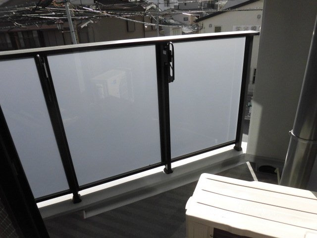 大阪市中央区上本町西１丁目の賃貸マンションのバルコニー